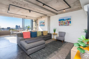 40 on L Modern Oasis with Stunning Views